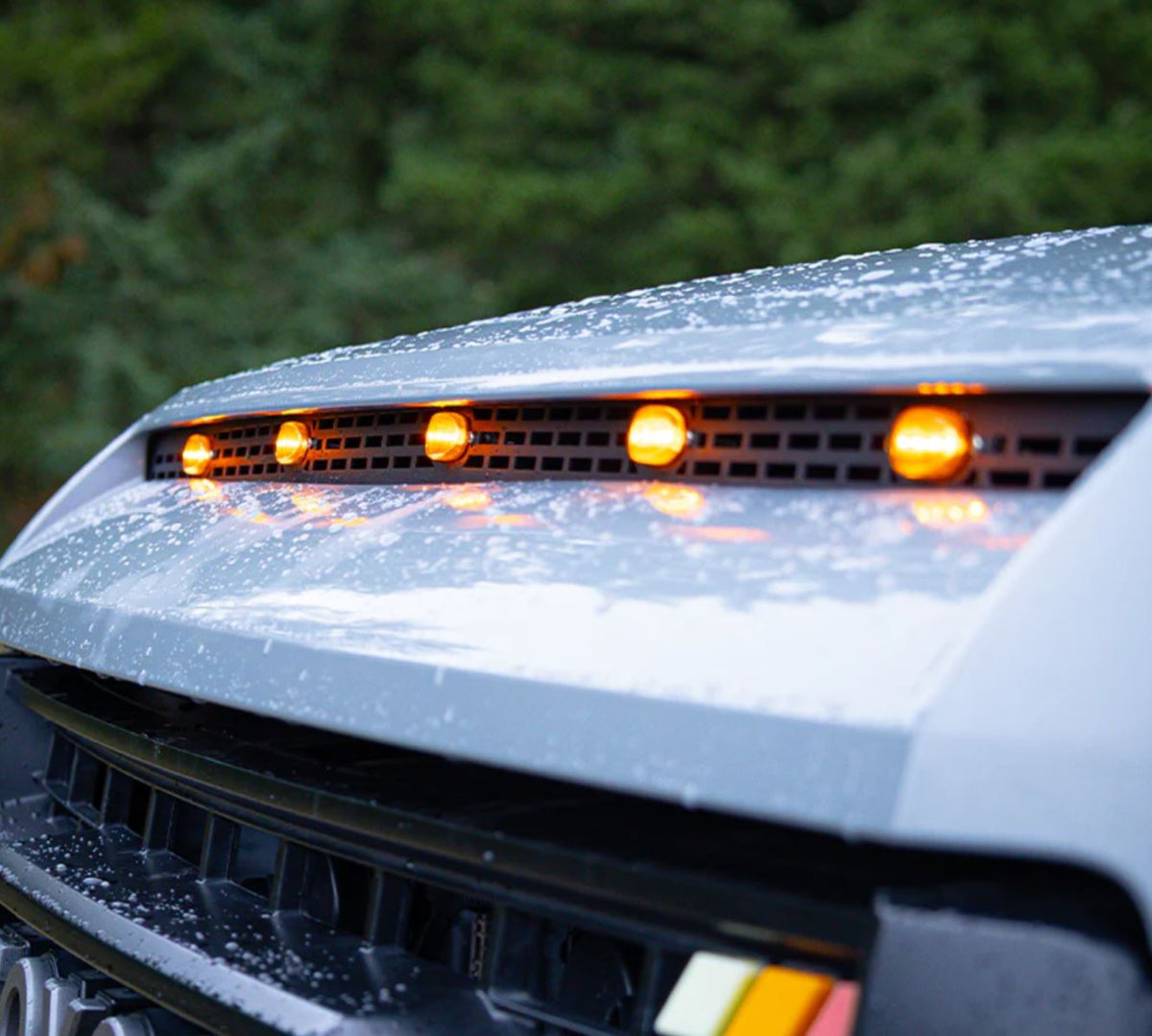 2014-2021 Toyota Tundra hood scoop mesh vent grille with LEDs
